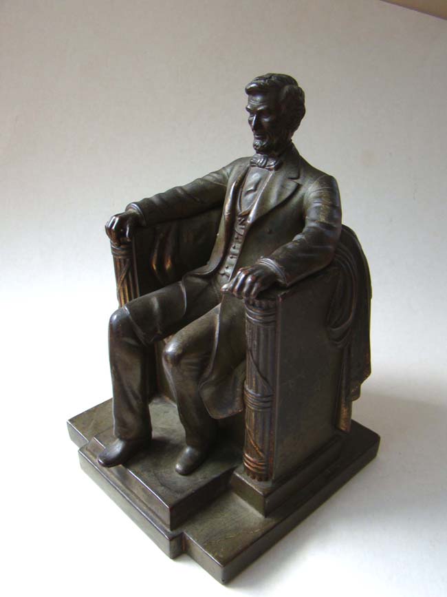 A single "Lincoln in the chair" bookend by Jennings Brothers circa 1925 — image 2
